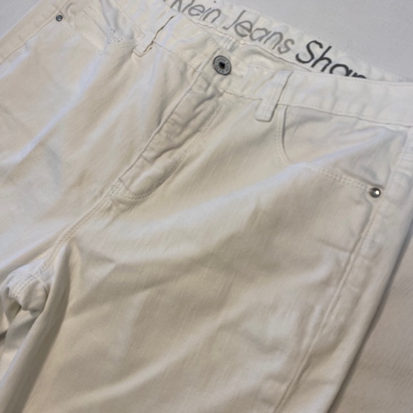 Calvin Klein Jeans Shape White Jeans - Picture 4 of 12